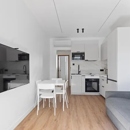 Printemps Terrasse 6 Personnes Juan Les Pins Centre Apartment *